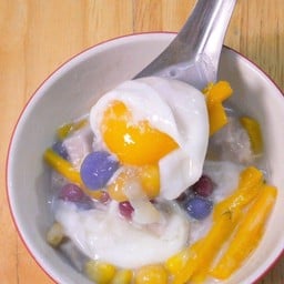 บัวลอย+เครื่อง+ไข่หวาน