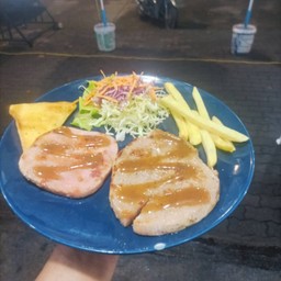 สเต็กแฮม+หมู