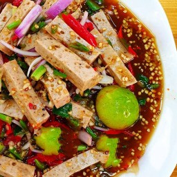 ยำหมูยออุบล