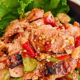 ตำเหลาคอหมูย่าง