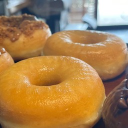 โดนัทน้ำตาล