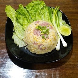 ข้าวผัดกุนเชียง