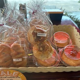 เหมาตระกร้าขนมsale