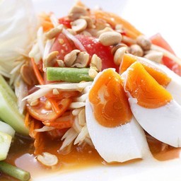 ตำไทยไข่เค็ม