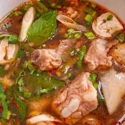 ต้มแซบหมู