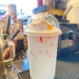 โยเกิร์ตปีโป้ปั่น