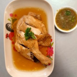 ไก่ต้มน้ำปลา