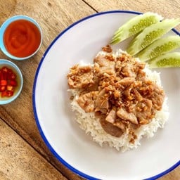 ผัดกระเทียม