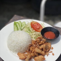 ข้าวไก่ทอดกระเทียม