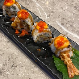 ซูชิโรลกุ้งเทมปุระ 4คำ
