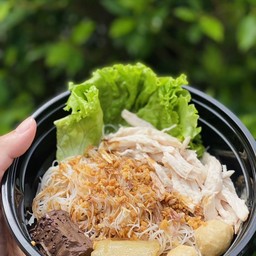 เส้นหมี่ไก่ฉีก