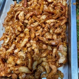 สันนอกหมูนุ่มทอดกระเทียม