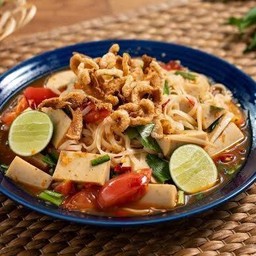 ตำเส้นเล็ก ใส่ ปลาร้า