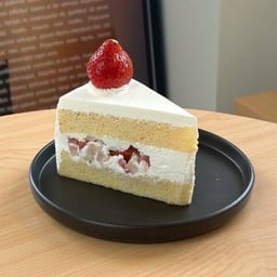 Strawberry Shot Cake