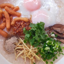 โจ๊กรวมทุกอย่าง+ไข่+ปาท่องโก้ (พิเศษ)