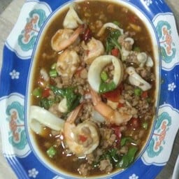 ป้านีอาหารตามสั่ง ตลาดอัศวินสาย4