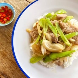 ผัดพริกหยวก