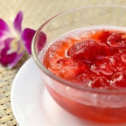 สตอเบอรี่ลอยแก้ว