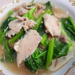 ราดหน้าหมู