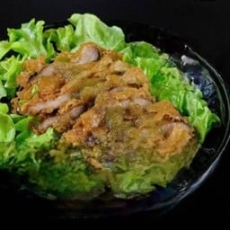-สลัดหมูมะนาวทอด