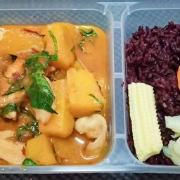 แกงฟักทองอกไก่