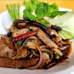 น้ำตกเนื้อโคขุนย่างไม่ติดมัน