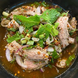 น้ำตกเนื้อ