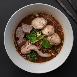 ก๋วยเตี๋ยวเรือหมู ธรรรมดา