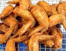 ปีกไก่ทอดสมุนไพร