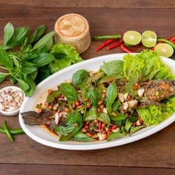 ปลาช่อนทอดน้ำตก