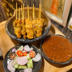 หมูสะเต๊ะ 10 ไม้