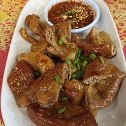 ไส้อ่อนย่าง นํ้าจิ้มแจ่ว(100 กรัม)