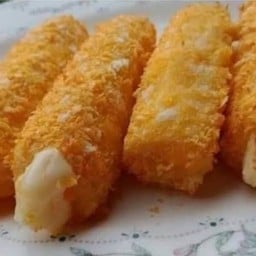 ปลาม้วนชีส