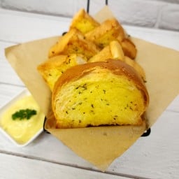 ขนมปังเนยกระเทียม