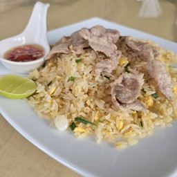 ข้าวผัด หมู