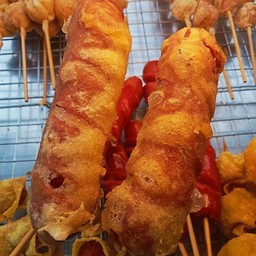 ไส้กรอก รมควัน จัมโบ้ ชุบแป้งทอด