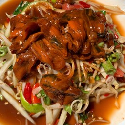 ตำหอยดอง