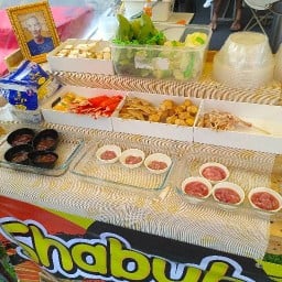 ชาบูเสียบไม้ shabubu   วุ้นเส้น+กะหล่ำฟรี