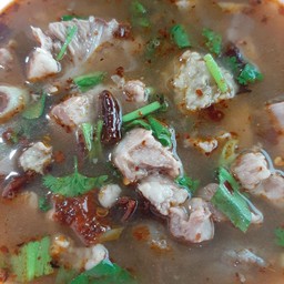 ต้มแซ่บแห้งหมู