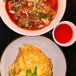 -set ข้าวไข่เจียว+ยำปลาป๋อง