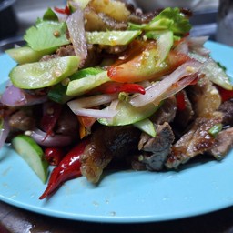 ยำเนื้อย่าง