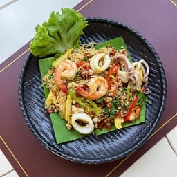 ผัดมาม่ากะเพรา