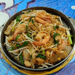 ผัดไทยกุ้งสด