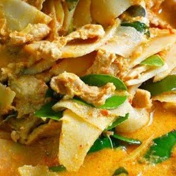 @@แกงเผ็ดกะทิหน่อไม้ดอง กับข้าว@@