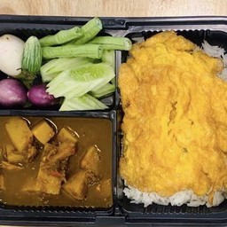 ข้าวแกงไตปลา & ไข่เจียว