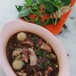 ก๋วยเตี๋ยวหมูน้ำตก