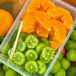 ส้มไต้หวัน+องุ่นไซน์มัสแคท (พร้อมทาน)