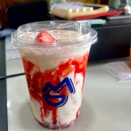 นมสตรอเบอร์รี่