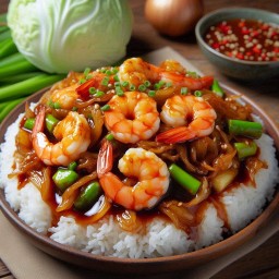 ข้าวหน้ากุ้งผัดซอสหม่าล่า Stir-fried shrimp with Mala sauce on rice