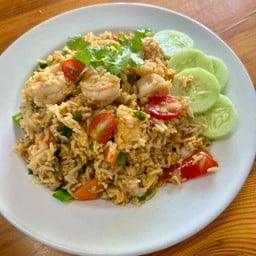 กระเพราขุนแผน-ลับแล